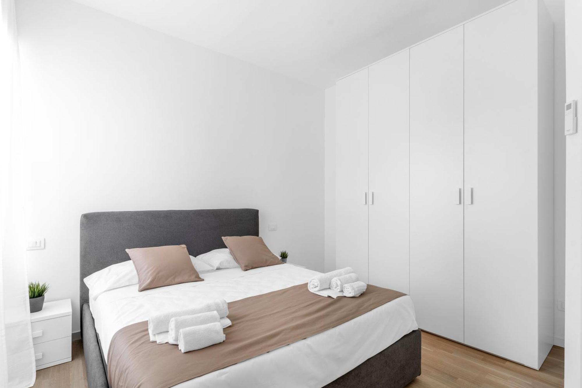Mi Casa - Appartamento In Ponte Nuovo Milão Exterior foto