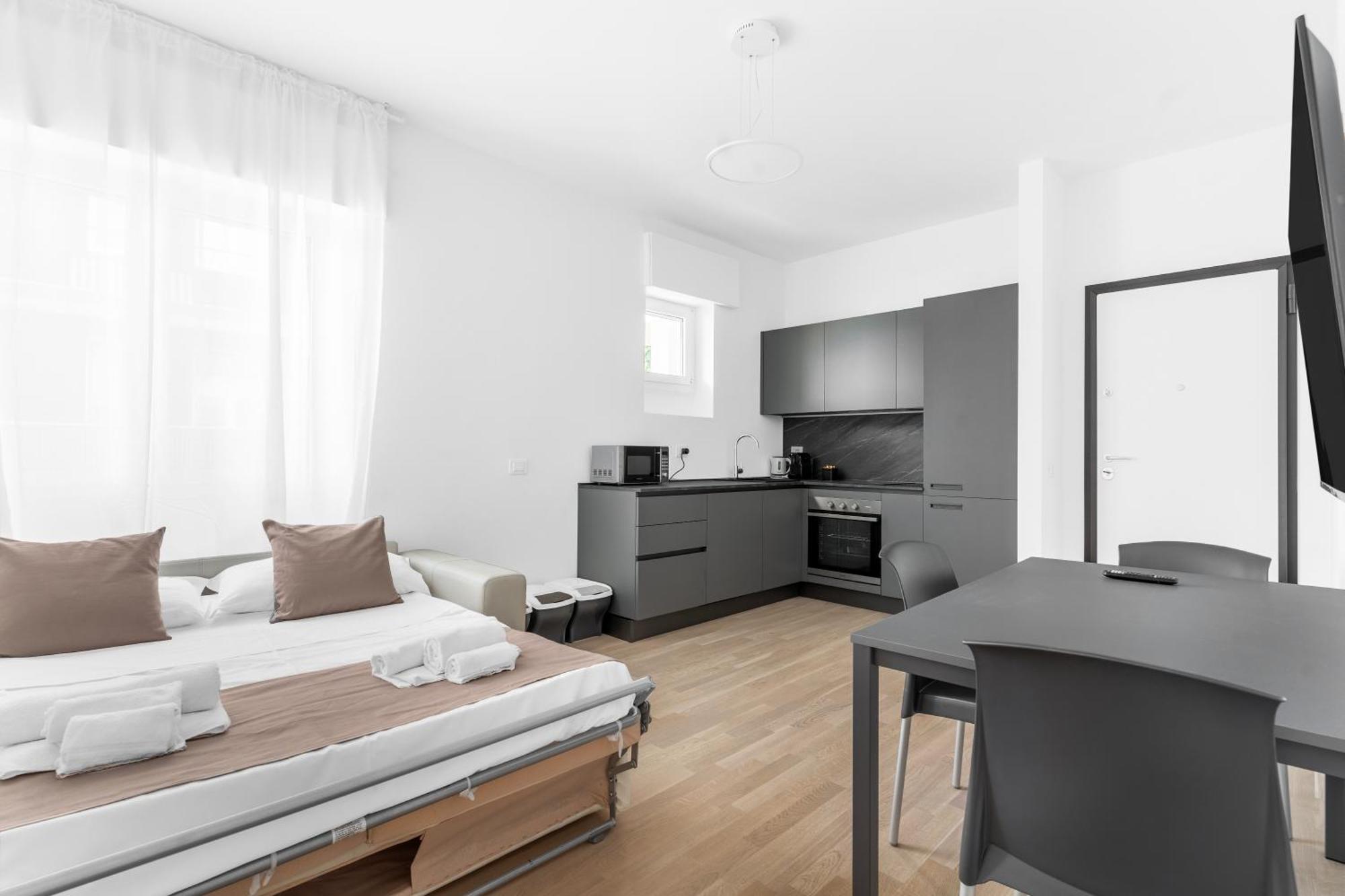 Mi Casa - Appartamento In Ponte Nuovo Milão Exterior foto