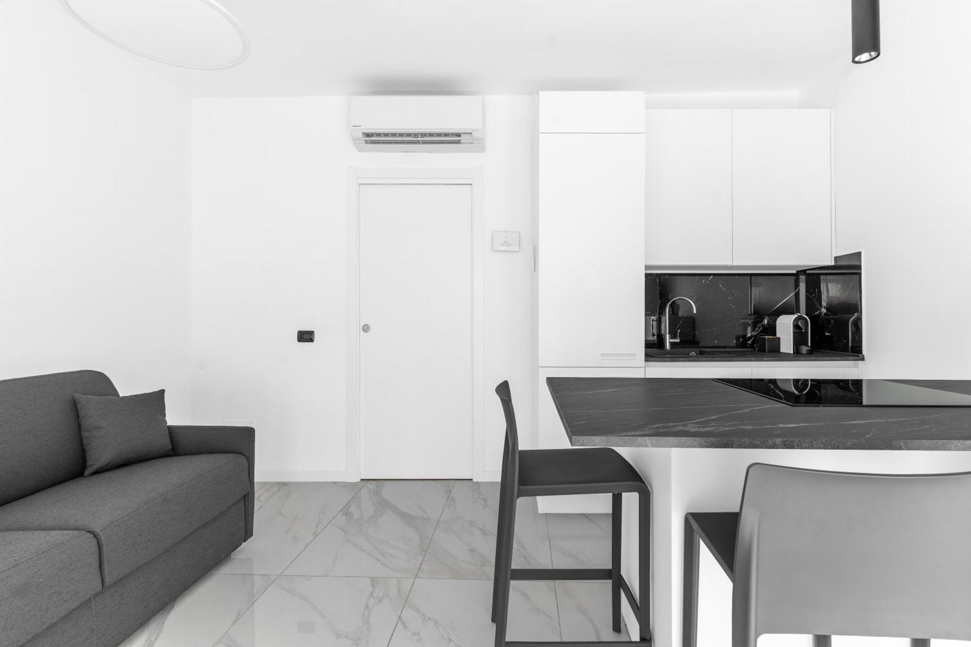 Mi Casa - Appartamento In Ponte Nuovo Milão Exterior foto