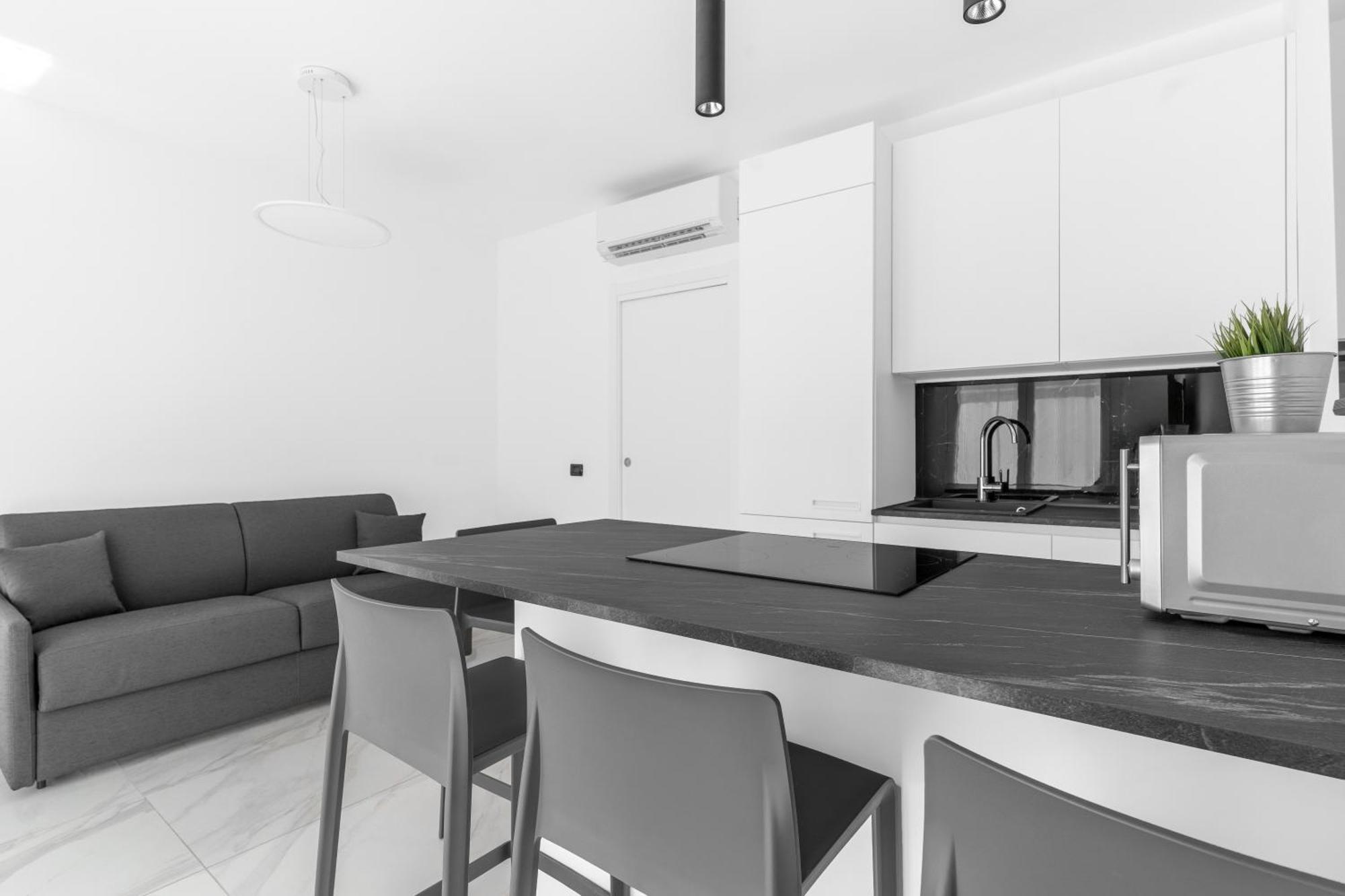 Mi Casa - Appartamento In Ponte Nuovo Milão Exterior foto