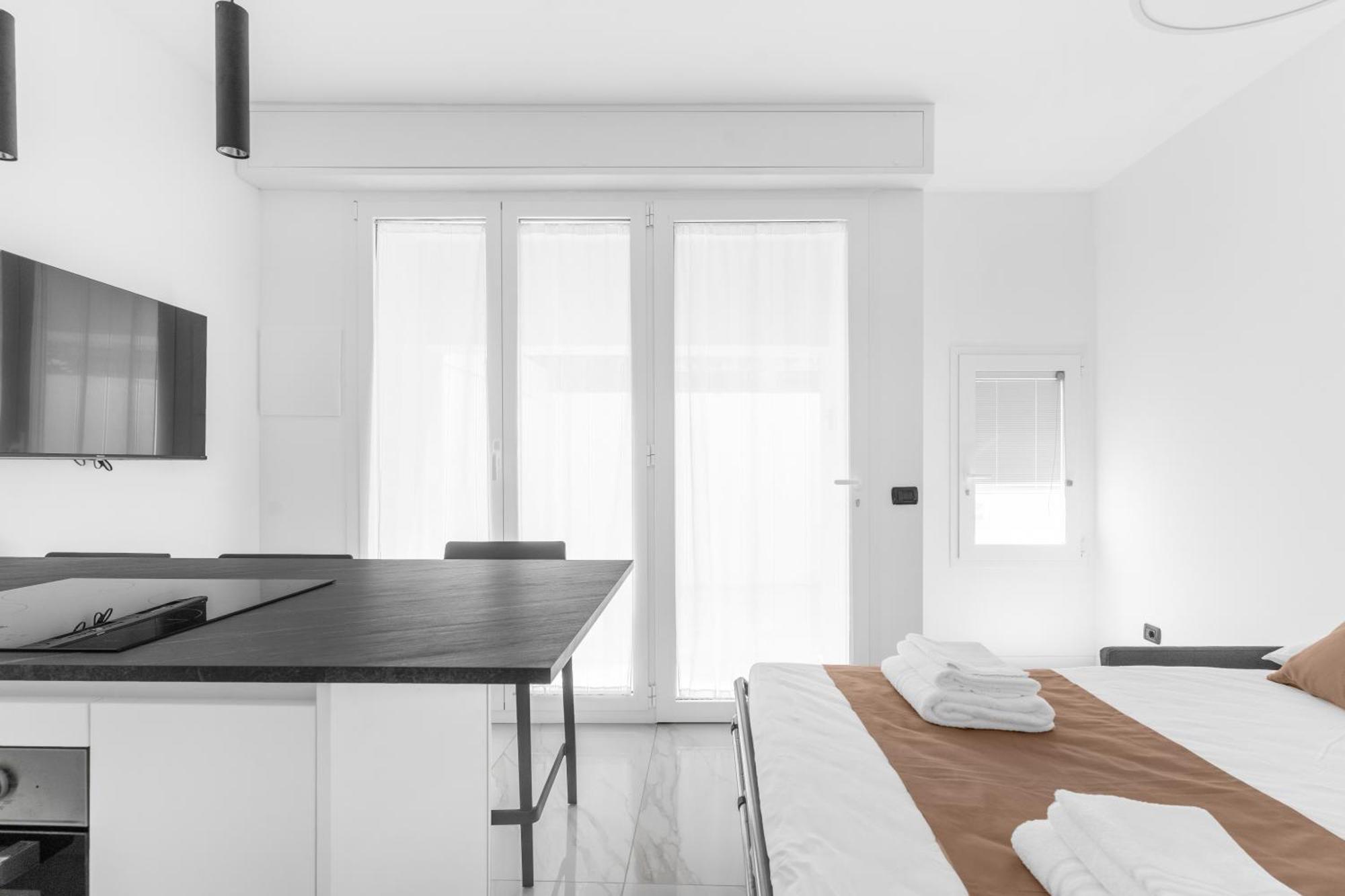 Mi Casa - Appartamento In Ponte Nuovo Milão Exterior foto